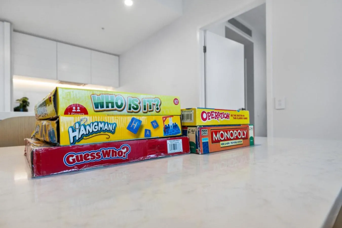 The Vista Coastline View 2Br Unit In Signature Broadbeach With Parking And Pool Gold Coast 0*,  Australia